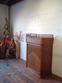 desk