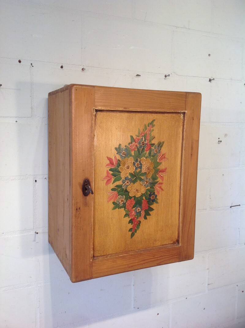 hangkastje met bloem
